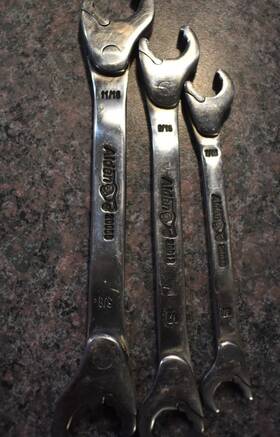 20059 American Wrench Corp. New Alden Set 3/8 Inch 7/16 -1/2 9/16 5/8 11/16 Sae