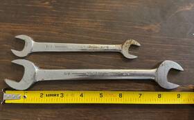 1727 Armstrong Vintage 2 Piece Combination Wrenches - 5/8 9/16 7/8 3/4 -made In Usa