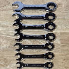 27-607 Armstrong Sae Short Stubby Ratcheting Wrench Set 12 Point 3-8 To 3/4 Inch Usa 27-607 Armstrong Sae Short Stubby Ratcheting Wrench Set 12 Point 3-8 To 3/4 Inch Usa
