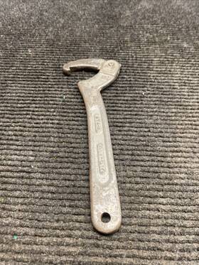 474-a Armstrong Used Adjustable Hook 4-1/2 - 6-1/4 Spanner Wrench Usa
