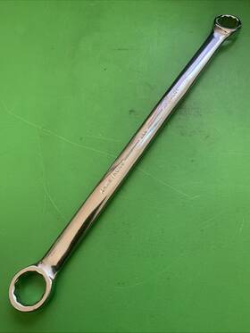 26-688 Armstrong Armaloy Armstong 12 Pt 19/32 Inch X 11/16 Full Polish Double Box End Wrench