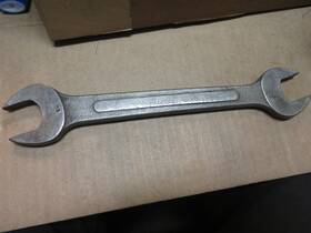 E1733 Barcalo Buffalo 10 Inch Dual Size 7/8 X 1 Open End Wrench #