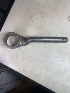 47-c-8014-1 Blue Point 8014-1 By Snap On - 2-1/8 Inch Heavy Duty 12 Pt Boxocket Wrench 47-c-8014-1 Blue Point 8014-1 By Snap On - 2-1/8 Inch Heavy Duty 12 Pt Boxocket Wrench