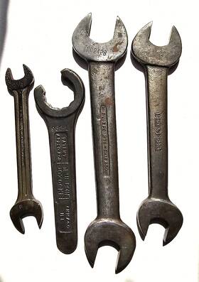 9-1618 Blue-point Lot Of 4 Vintage Wrenches 2022 2428 And Boxocket 932-1