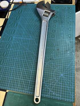 D724 Blue Point 24 Inch Adjustable Wrench Snap-on Crescent Type Tool