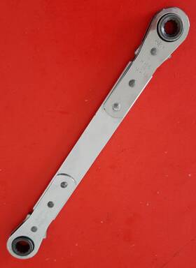 Rbl1214 Blue Point Usa 3/8 X 7/16 Inch Long Handle Ratcheting Box Wrench