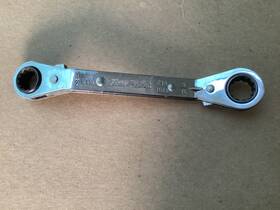 Rya-1616 Blue Point 1/2 X 9/16 Offset Ratcheting 12 Box Wrench Rya 1616 Usa