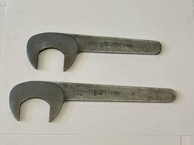 S-9461 Blue Point S-9460 Vintage 1-7/16 1-9/16 Open End Caster Wrench Set 2 Pc