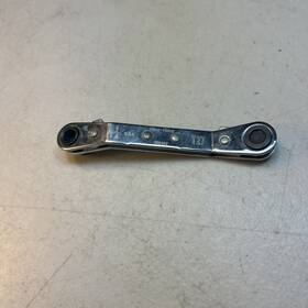 Ya6466 Blue-point By Snap On Tools - 1/4 Inch X T27 Offset Ratcheting Wrench #