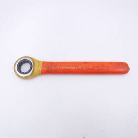 Igw-18 Cementex 9/16 Inch Insulated Ratcheting Box Wrench