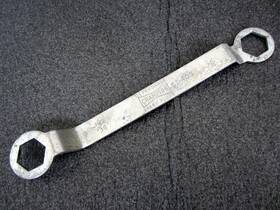 Ct-403 Champion Vintage 13/16 Inch X 7/8 Spark Plug Box Wrench
