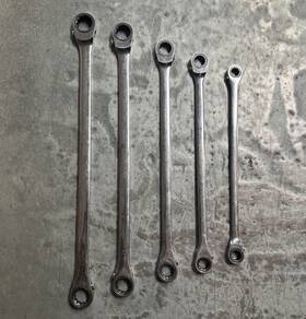 Crwbxmdl5msa Cornwell 5 Piece Extra Long Metric Ratcheting Box Wrench Set