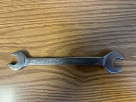 Ew1820 Cornwell 5/8 And 9/16 Double Open End Wrench - Lot#95