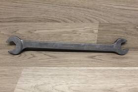 Ew58 Cornwell 1 X 1-1/8 Double Open-end Wrench 16 Inch Long
