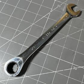 42417-gk-a Craftsman 42417-gk-a- Usa Sae 5/8 Inch Reversible Ratcheting 12pt Combination Wrench 42417-gk-f