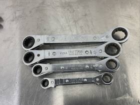 43362-43365 Craftsman Vintage 4pc Sae Offset Box End Ratcheting Wrench Set Made Usa 43362-43365 Craftsman Vintage 4pc Sae Offset Box End Ratcheting Wrench Set Made Usa