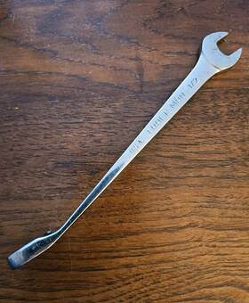 43732 Craftsman Usa Sae 9/16 Inch 12 Point Ratcheting Cross-force Combination Wrench