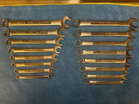 42354 Craftsman 44387 Set Of 16 Usa Sae And Metric -v Inverted V- Combination Wrenches