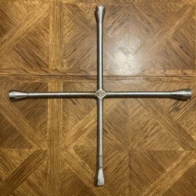 44895 Craftsman Vintage Lug Nut Wrench Large 22 Inch 4 Way 3/4 7/8 13/16 15/16 44895 Craftsman Vintage Lug Nut Wrench Large 22 Inch 4 Way 3/4 7/8 13/16 15/16