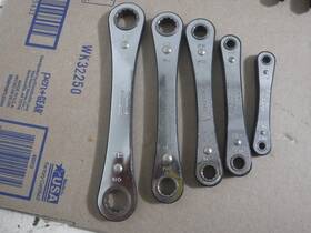 9-43681 Craftsman 1/4 Inch - 7/8 5 Piece 12 Point Sae Ratchet Box End Wrench Set Usa
