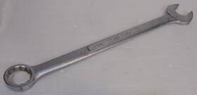 V-42936 Craftsman 32mm Metric Combination Wrench V42936 Forged The Usa 17 Inch Long 12 Point V-42936 Craftsman 32mm Metric Combination Wrench V42936 Forged The Usa 17 Inch Long 12 Point
