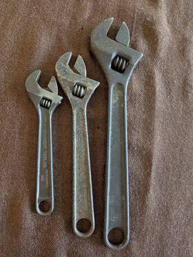 At-16 Crescent Vtg Tools 3 Wrenches 10 In 8 And 6 34rs