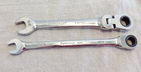 Frm13 Crescent Frm10 Ratcheting End Wrench Set 2 Pc Frm 10 And 12 3/8 Inch 5/16 - Taiwan
