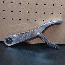 3.941.017 Davenport Tool Co. Vintage Crick-it 3/8 Inch Drive Squeeze Handle Ratchet Usa