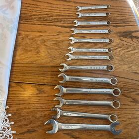 61128 Easco Usa Made Lot Of Wrenches. Sae And Metric. Great Condition