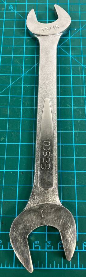61132 Easco Tools Made In Usa Open End Wrench 1 Inch 15/16