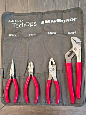 82070 Gearwrench Delta Techops 4pc Plier Set With Carry Pouch Excellent Condition Rare