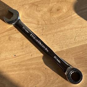 9118-9118d Gearwrench 18mm Ratcheting Combination Wrench 12 Point L- Code Read