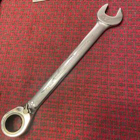 9924d Gearwrench 24mm Reversible Combination Ratcheting Wrench Metric Excellent