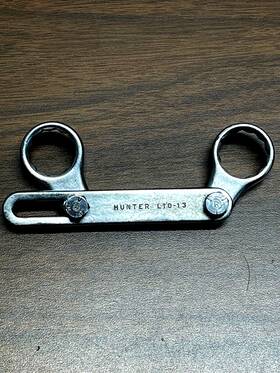 L10-13 Hunter Double Wrench Caster Camber 7/8 Inch Sliding Locking