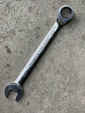 65424 Husky Pro 3/4 Inch 12 Point Ratcheting Combination Wrench Chrome Minty Used