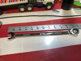 Wram16 Icon Tools Wrench Ratcheting 16mm Long Non Slip