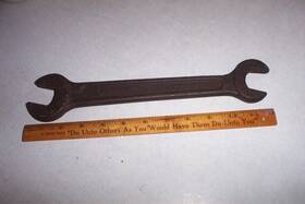 G-3526 Ihc Vintage Tool 12 Inch Straight Wrench No. G 3526. 1 And 1/8