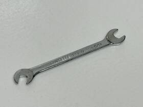 Ty3719 John Deere Usa Sae 13/64 X 15/64 Polished Four-way Angle Open-end Wrench