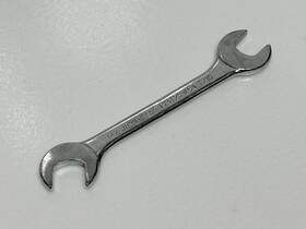Ty3726 John Deere Usa Sae 1/2 Inch X 7/16 Polished Four-way Angle Open-end Wrench