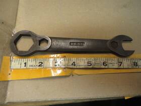 141824 K.g. Co. Welders Wrench Open End X 6 Point Box 28mm 14mm 18mm