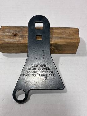43890 Lisle Universal Fan Clutch Holding Wrench 1/2 Inch And 3/8 Drive Belt Service Toool
