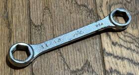Bhx2022 Mac Tools 5/8 Inch 11/16 Wrench Sae Double Box 6-point Short Offset 5.5 Stubby
