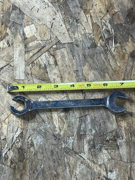 C0b20 Mac Tools Wrench 5/8 Usa Used Fair Condition