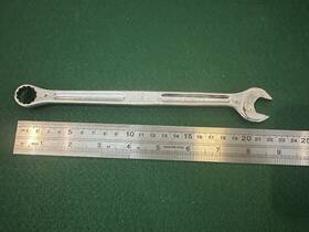 Cl182440 Mac Tools 9/16 Inch Full Polish 12 Point Combination Wrench L 8 3/4 Long