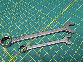 Cw18-cw12 Mac Tools Set Of 2 Vintage 9/16 Inch 3/8 Combination Wrench Cw18 Cw12