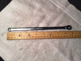 E110983 Mac Tools Expert Ratcheting Box End Wrench 5/16 12 Point 9 Inch Long