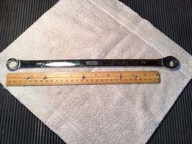 E110988 Mac Tools Expert Ratcheting Box End Wrench 5/8 12 Point 13.5 Inch Long