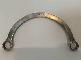 Hm2830r Mac Tools Sae 15/16 Inch X 7/8 Box-end Half Moon Wrench Usa Made T3
