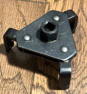 Mac Tools Ofh276 Usa Oil Filter Spider 3 Prong Jaw Wrench 3/8 Inch Ratchet Drive Adju
