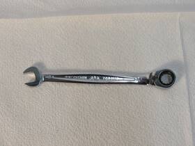 Rw0214 Mac Tools Precision Torque Combination Wrench Ratcheting 7/16 Inch Damaged Rw0214 Mac Tools Precision Torque Combination Wrench Ratcheting 7/16 Inch Damaged